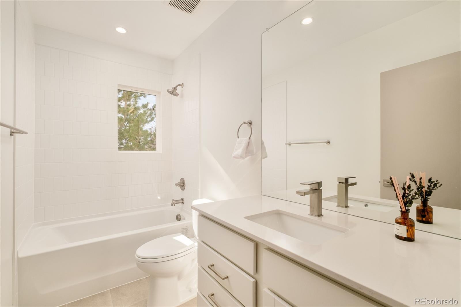 2349 South High Street Denver, CO 80210 - Photo 13 of 41