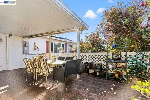 $998,000 | 674 Gleneagle Avenue, Hayward, CA 94544