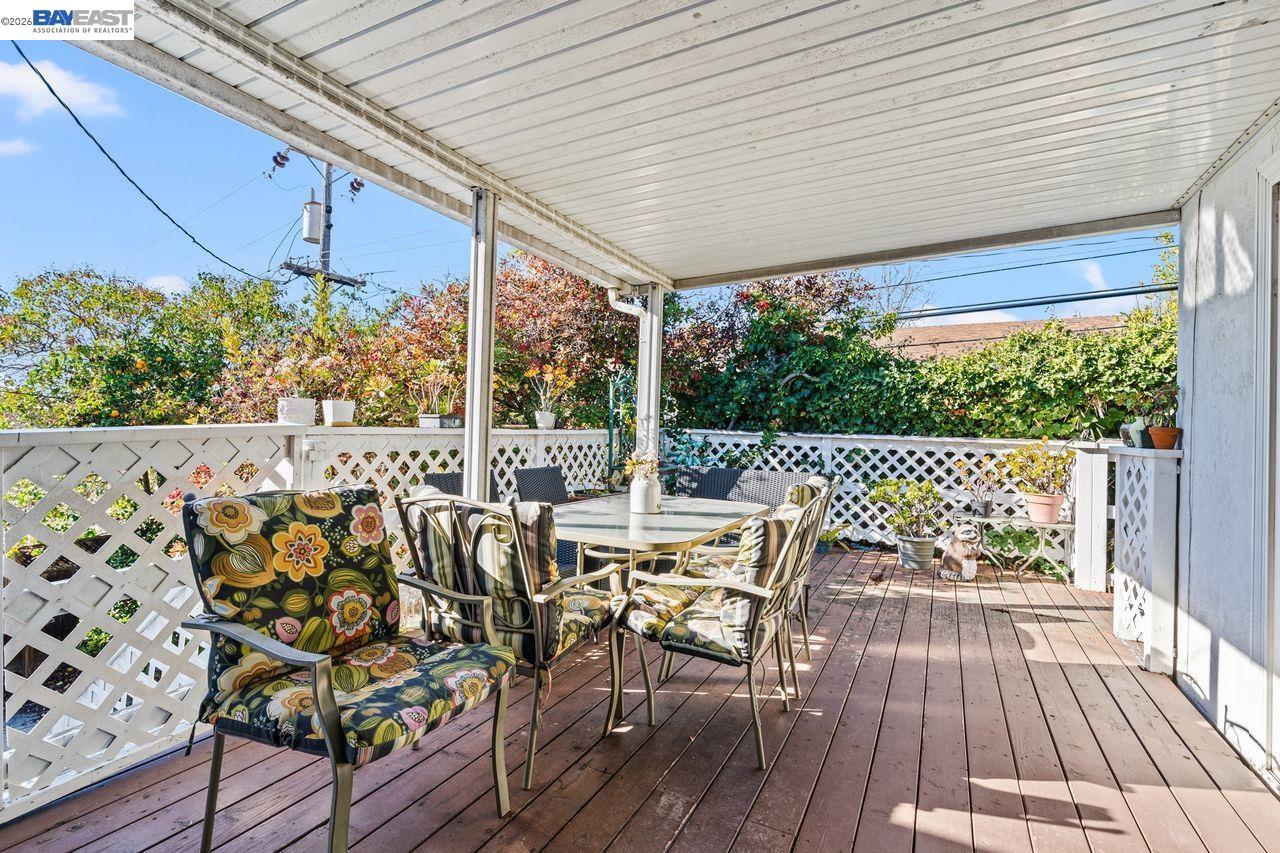 674 Gleneagle Avenue Hayward, CA 94544 - Photo 2 of 17