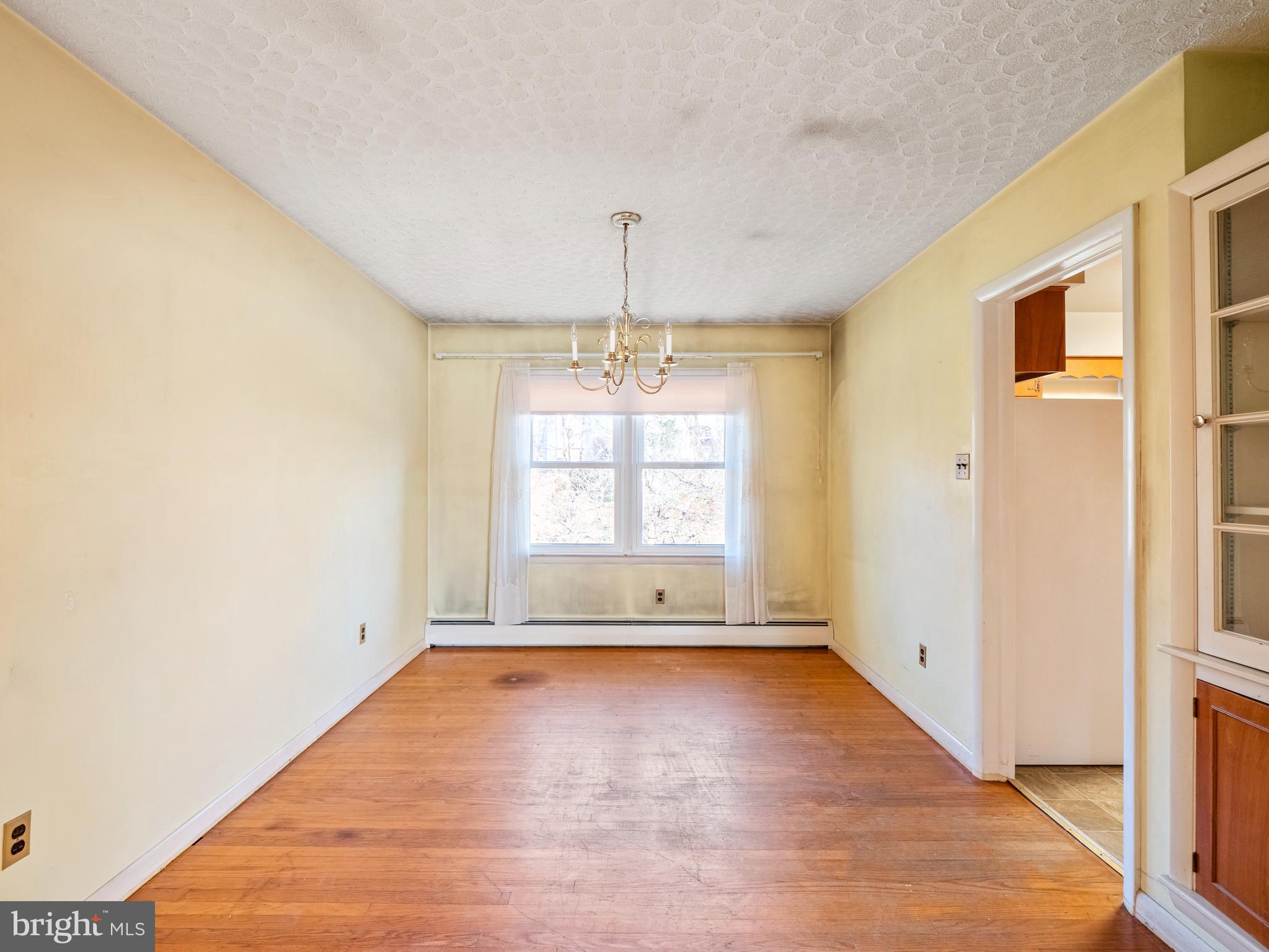 3808 Chantilly Road Chantilly, VA 20151 - Photo 12 of 30 Gallery Image 12