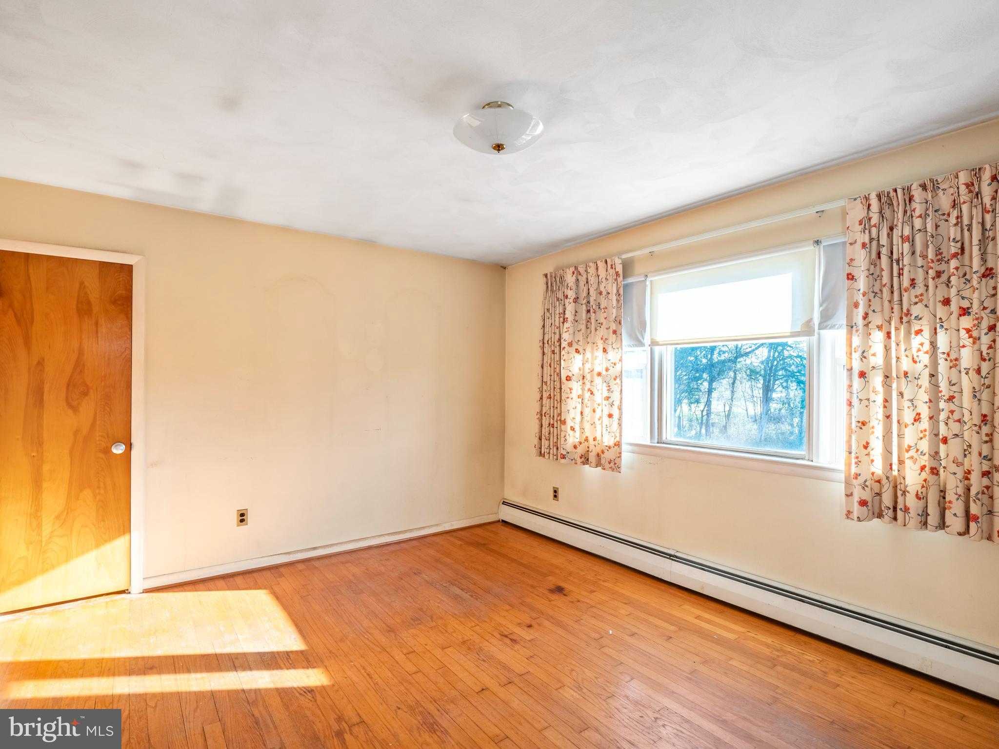 3808 Chantilly Road Chantilly, VA 20151 - Photo 17 of 30 Gallery Image 17