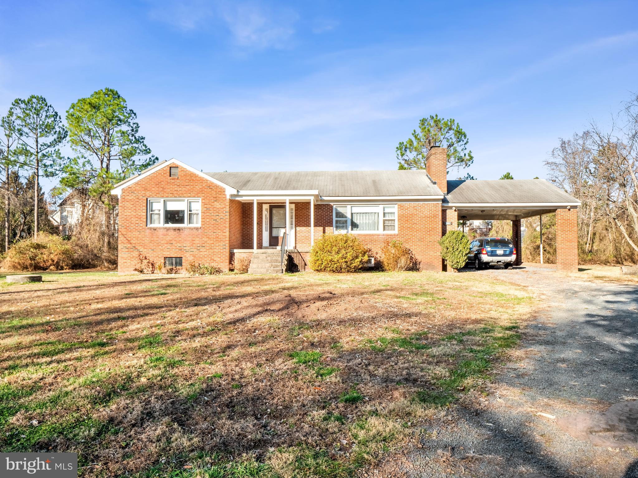 3808 Chantilly Road Chantilly, VA 20151 - Photo 2 of 30 Gallery Image 2