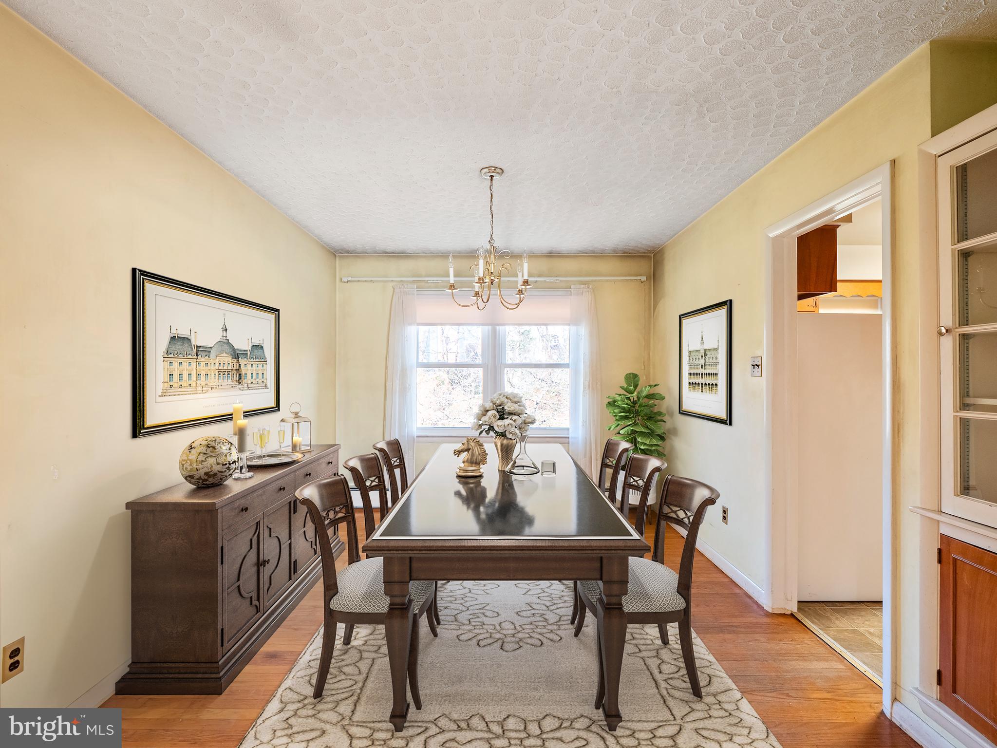 3808 Chantilly Road Chantilly, VA 20151 - Photo 5 of 30 Gallery Image 5