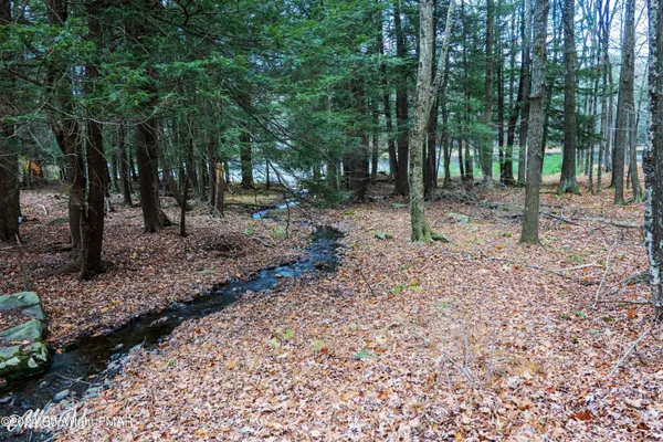 $159,999 | Hidden Hollow, Hawley, PA 18428