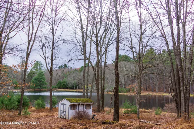 $159,999 | Hidden Hollow, Hawley, PA 18428