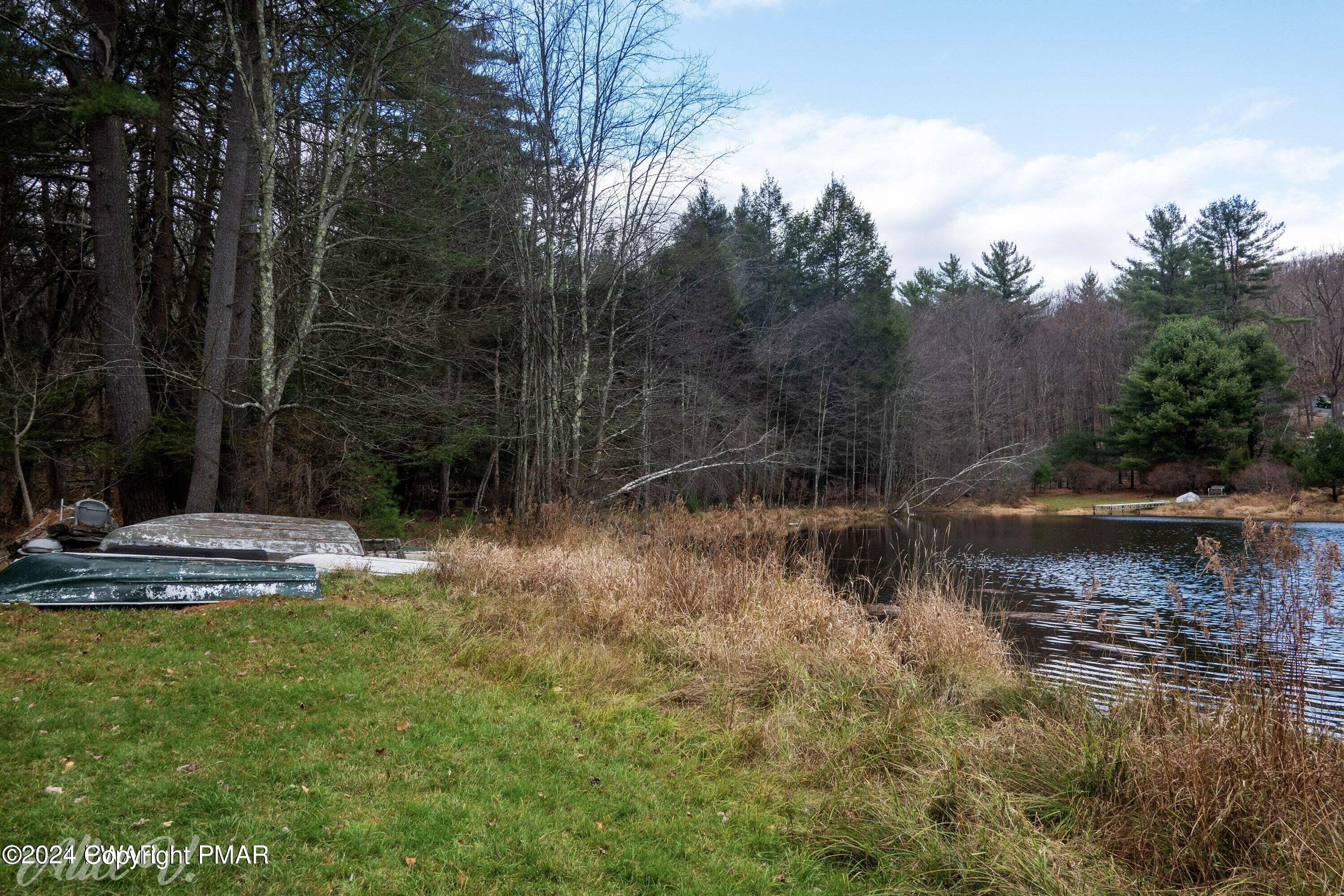 Hidden Hollow Hawley, PA 18428 - Photo 6 of 29 Hug 3