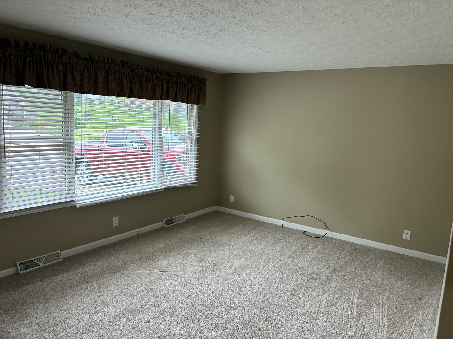 705 Lara Road Normal, IL 61761 - Photo 10 of 32