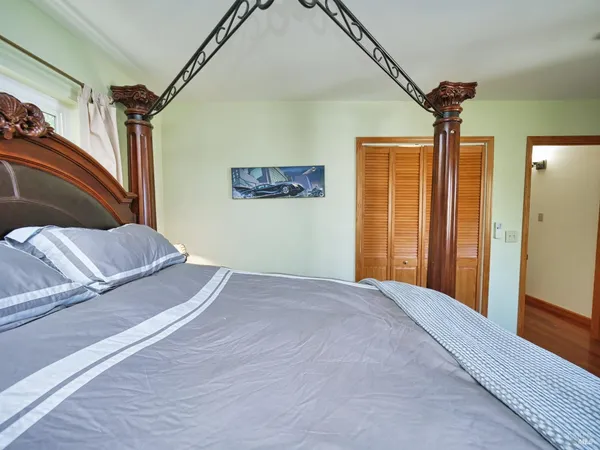 $330,000 | 11485 Lakeshore Drive, Clearlake, CA 95422