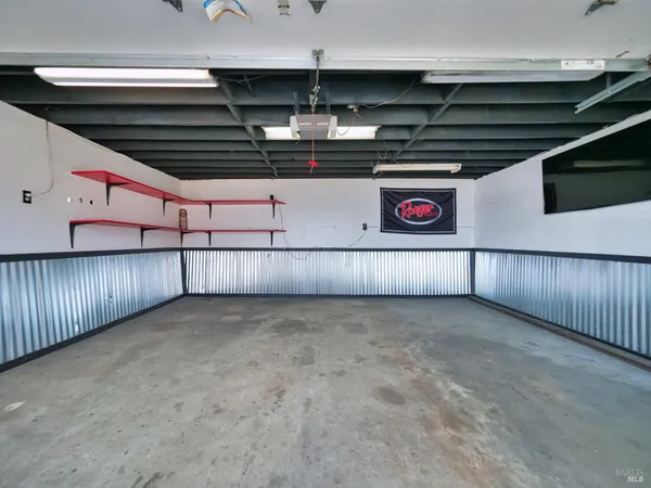 $330,000 | 11485 Lakeshore Drive, Clearlake, CA 95422