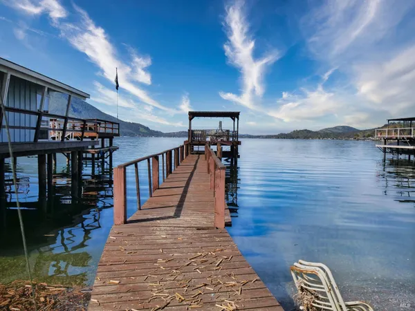 $330,000 | 11485 Lakeshore Drive, Clearlake, CA 95422