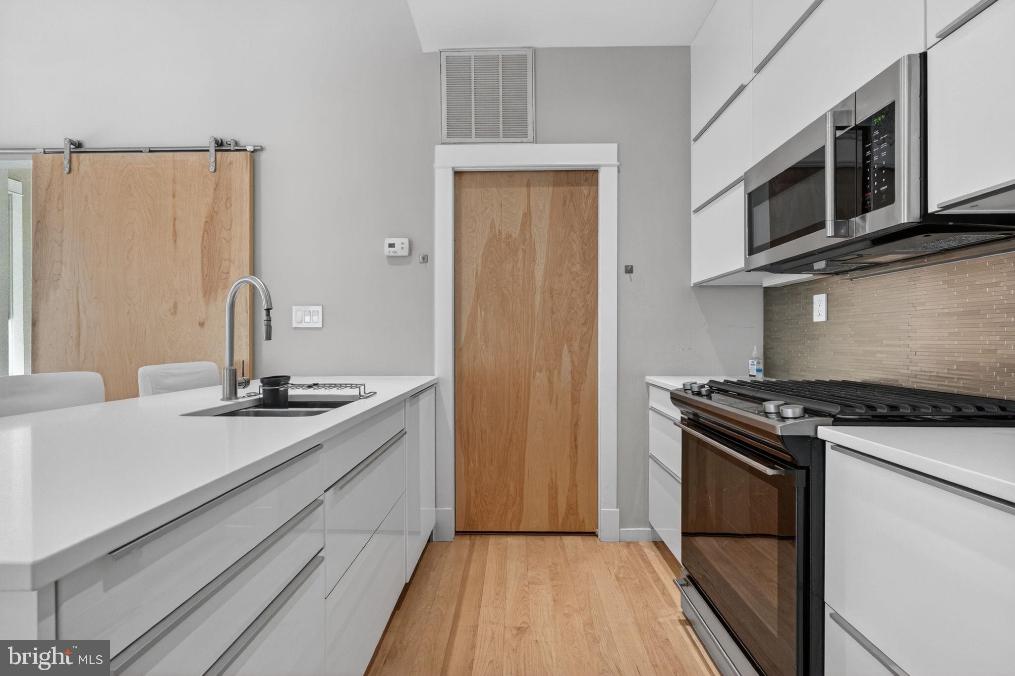 1620 15th Street Northwest, Unit 2 Washington, DC 20009 - Photo 14 of 29