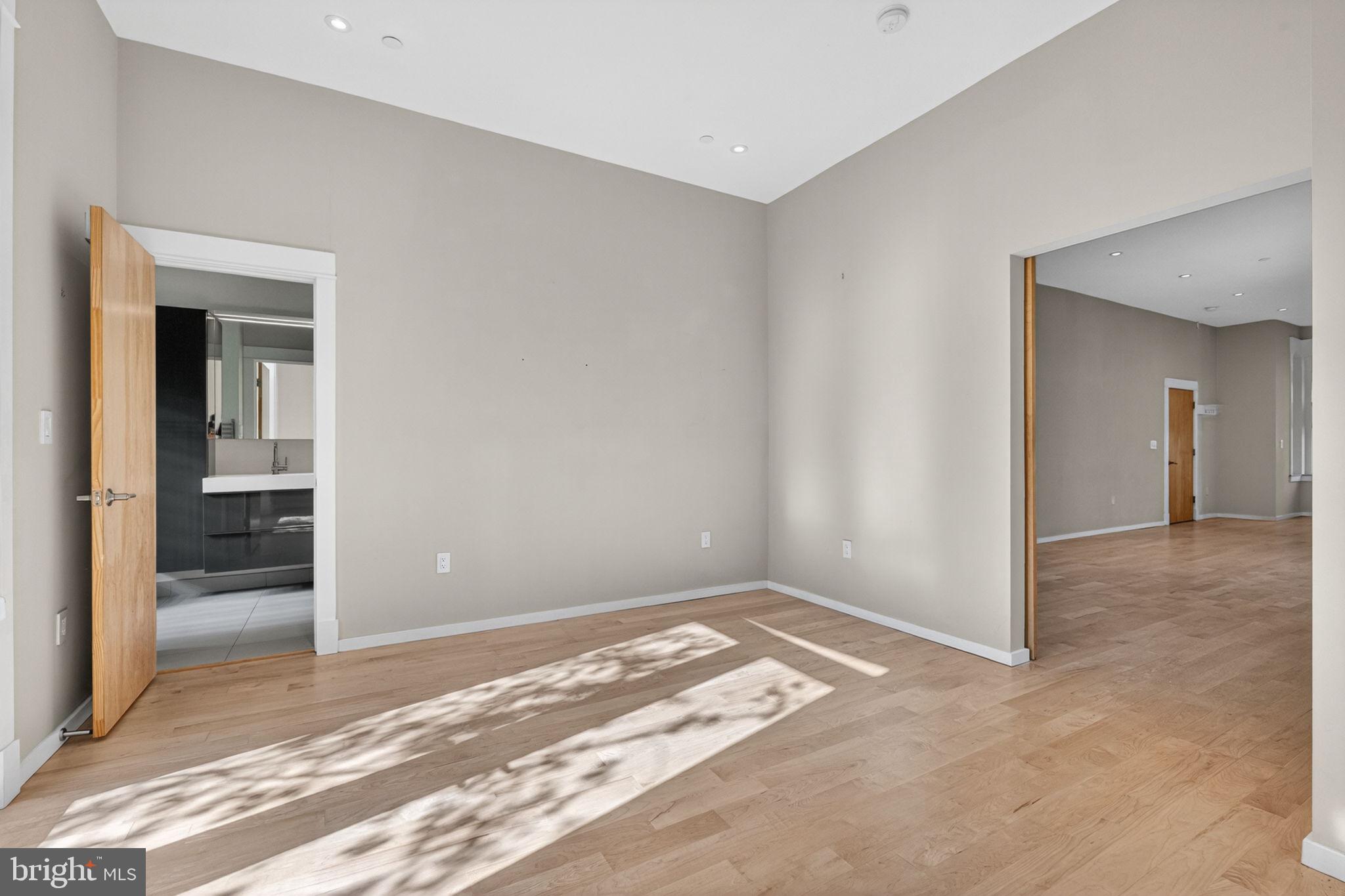 1620 15th Street Northwest, Unit 2 Washington, DC 20009 - Photo 22 of 29