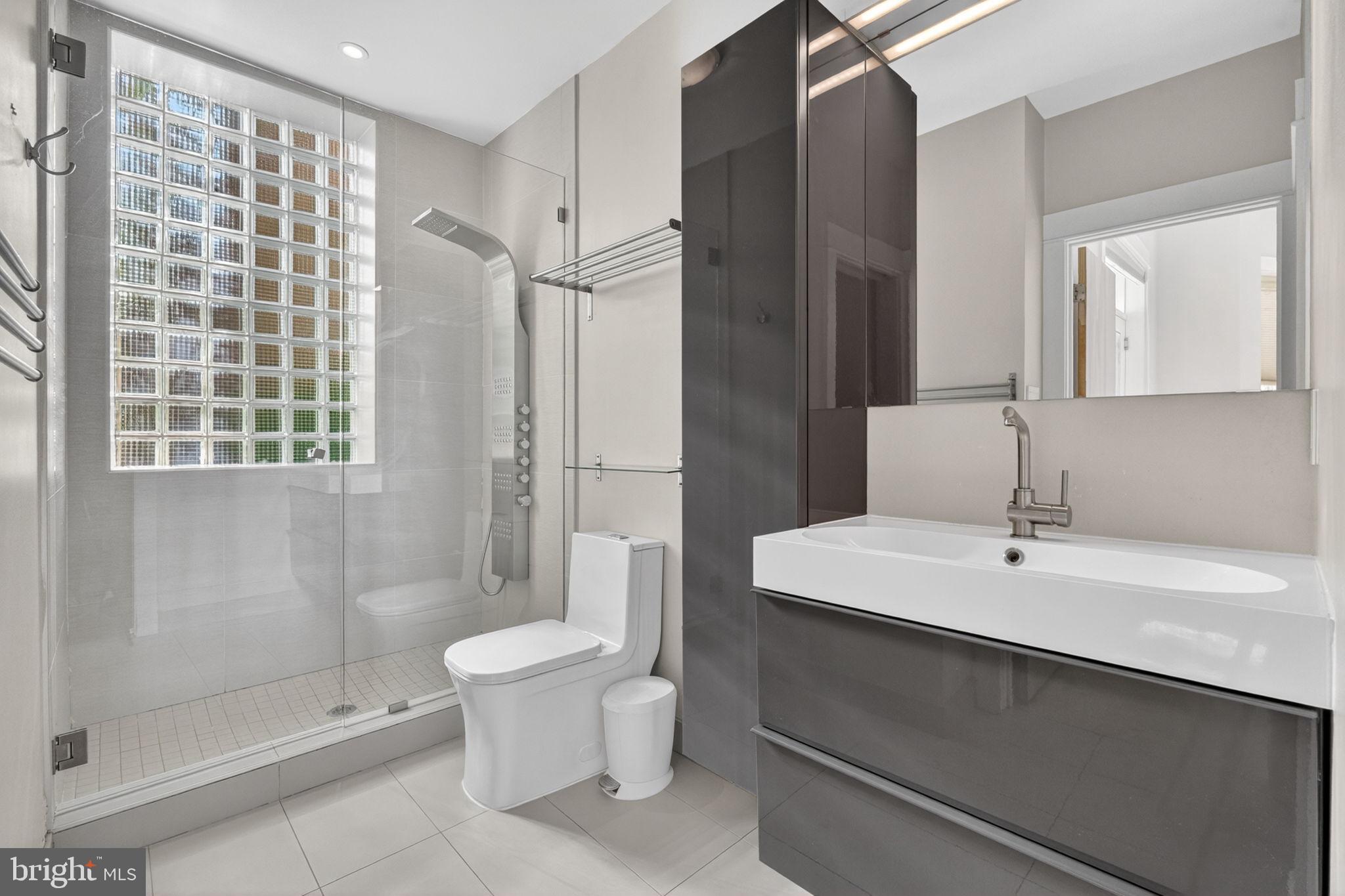 1620 15th Street Northwest, Unit 2 Washington, DC 20009 - Photo 23 of 29