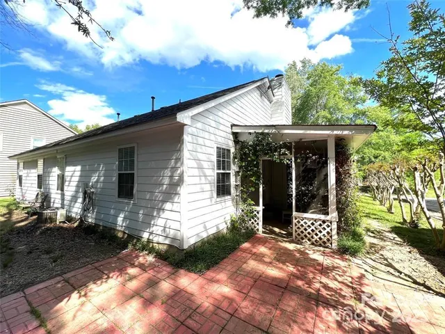 $1,950 | 13714 Dawlish Lane, Pineville, NC 28134