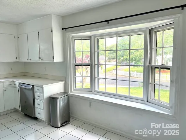 $1,950 | 13714 Dawlish Lane, Pineville, NC 28134