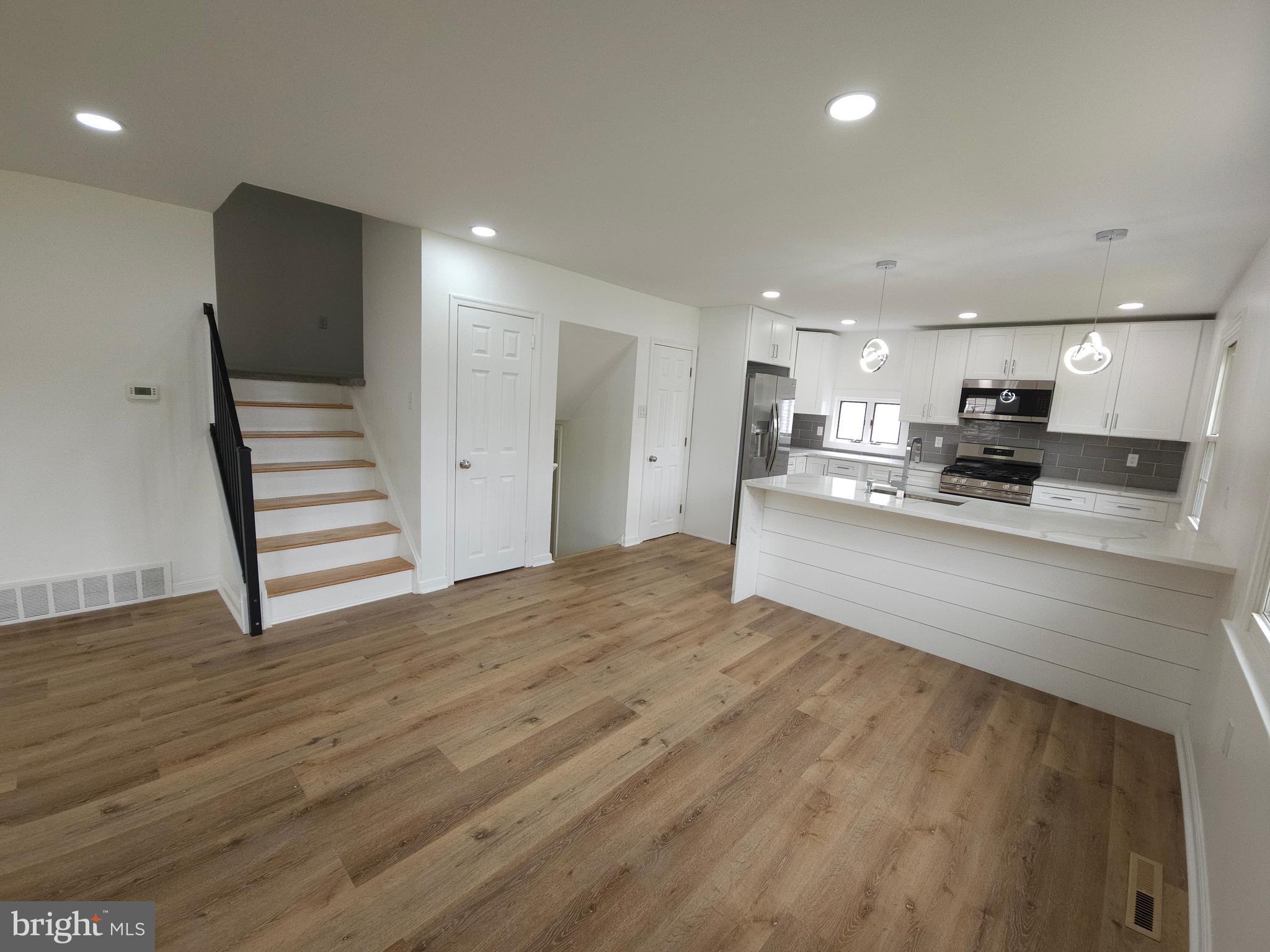 2921 Senak Road Abington, PA 19001 - Photo 19 of 68