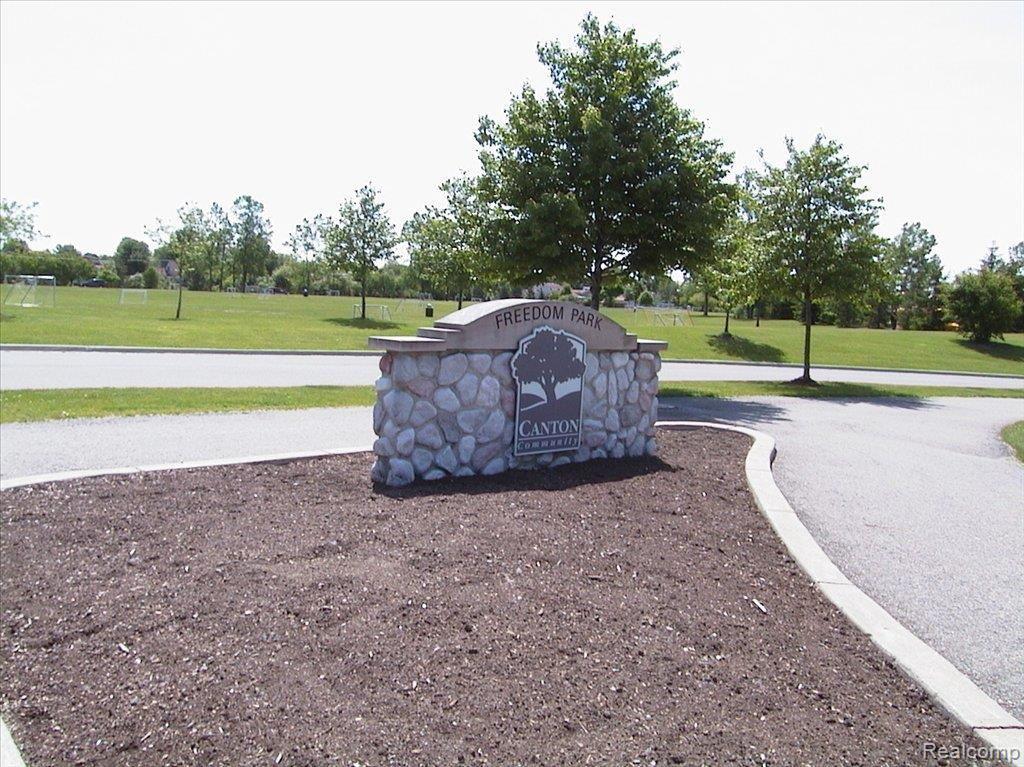 44433 Ridgefield Road Canton, MI 48188 - Photo 24 of 25 Canton Freedom Park V1