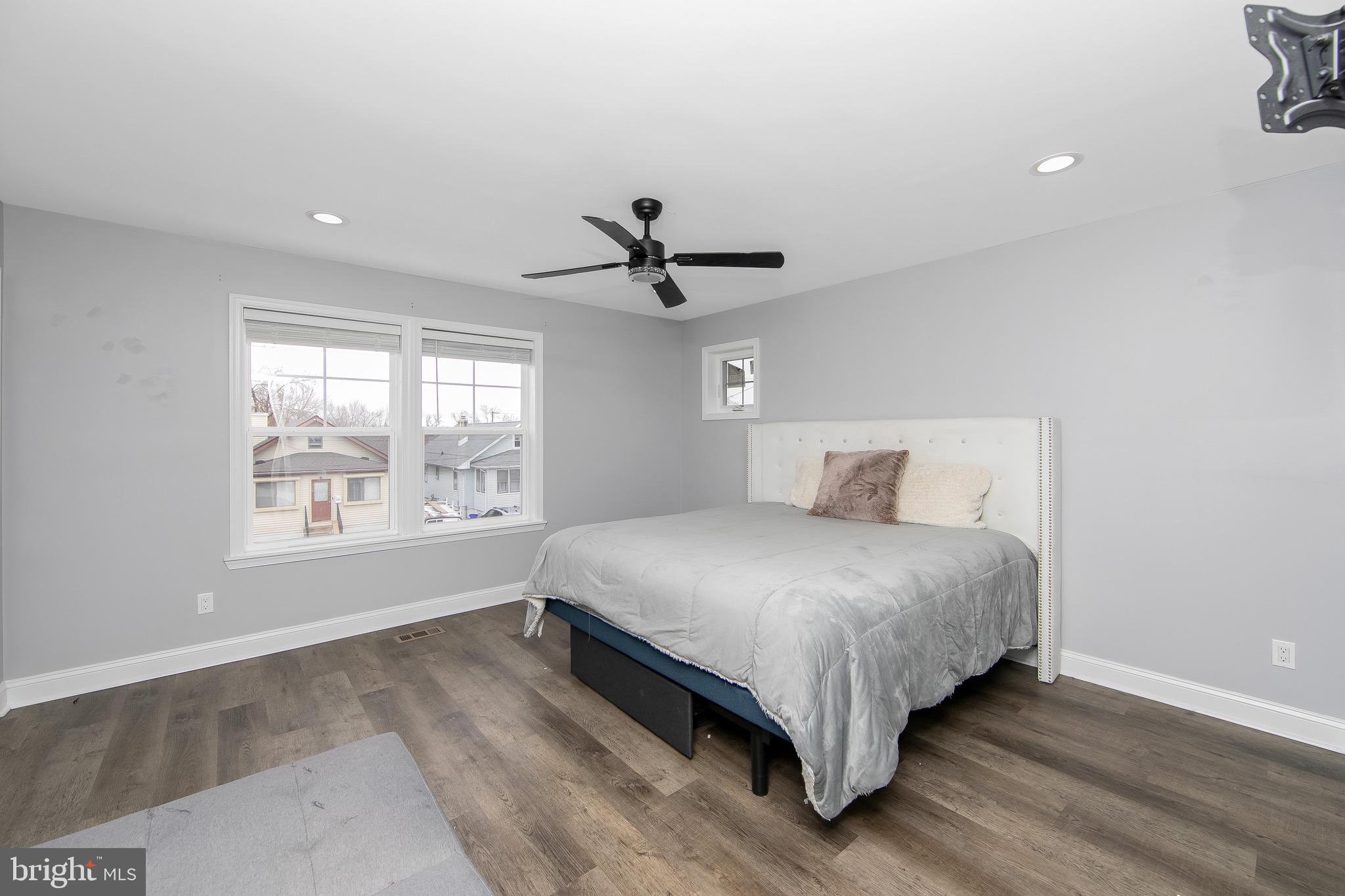 130 Kossuth Street Riverside, NJ 08075 - Photo 12 of 35