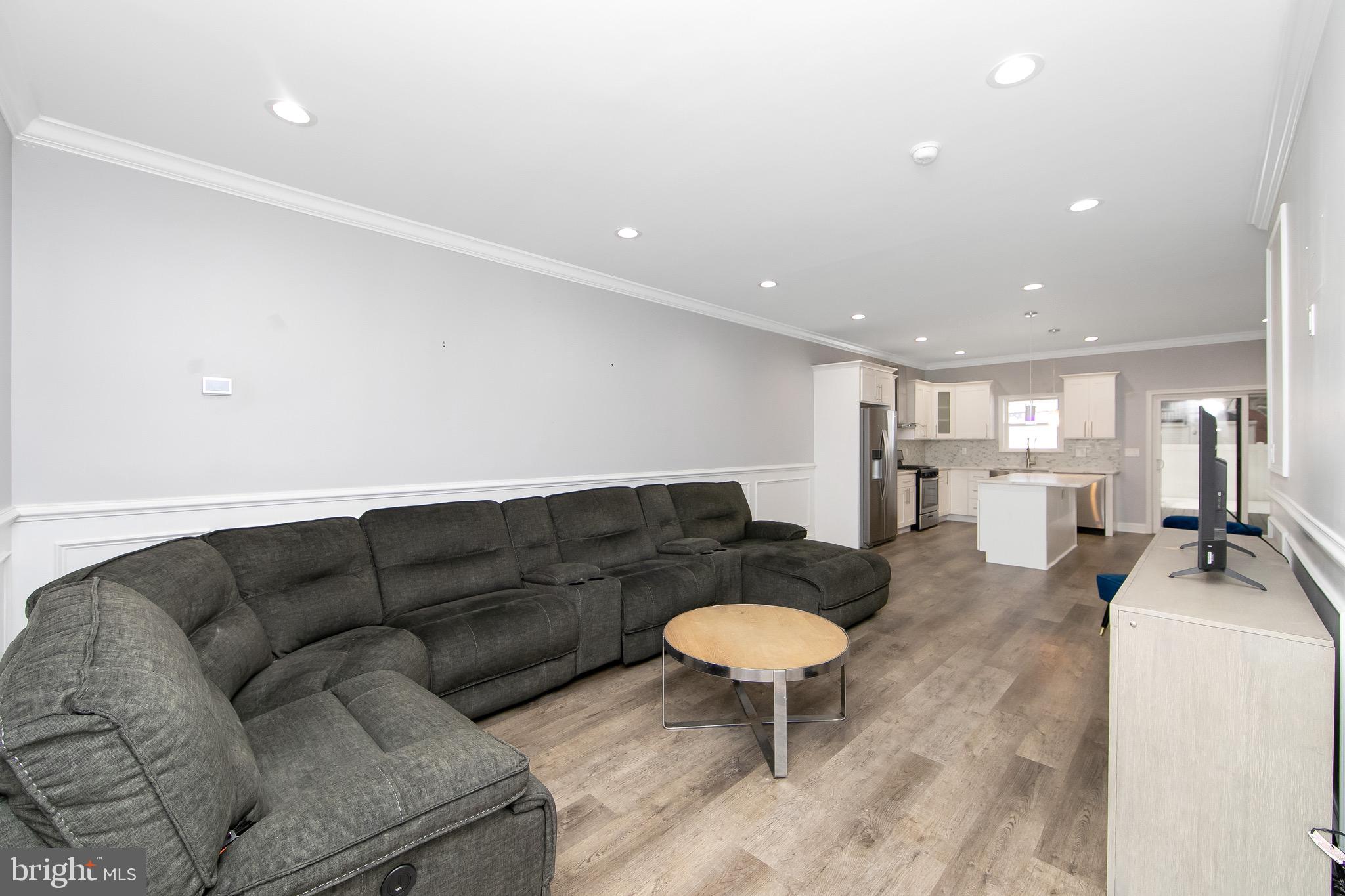 130 Kossuth Street Riverside, NJ 08075 - Photo 2 of 35