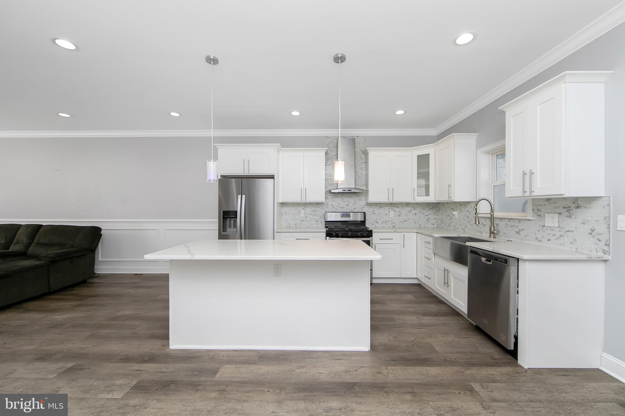 130 Kossuth Street Riverside, NJ 08075 - Photo 7 of 35