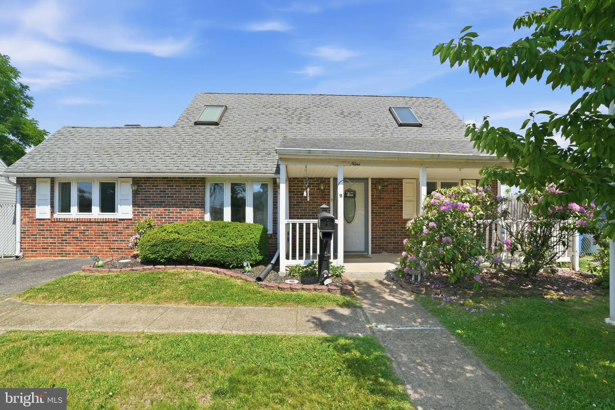 9 Violet Road Levittown, PA 19057 - Photo 1 of 47 Front Exterior