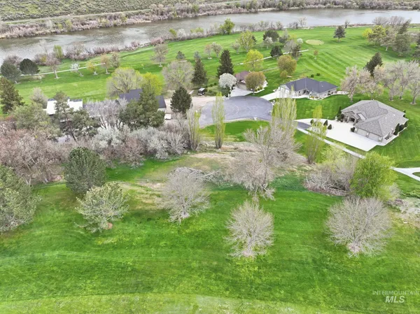 $175,000 | Lot 30-a And B Riverside Lane, Buhl, ID 83316