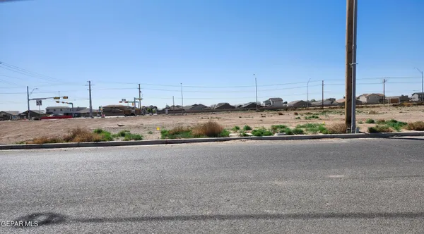 $1,509,600 | 825 Nuevo Hueco Tanks Road, Socorro, TX 79927