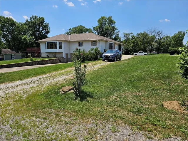 $423,000 | 19910 Lamar Avenue, Stilwell, KS 66085