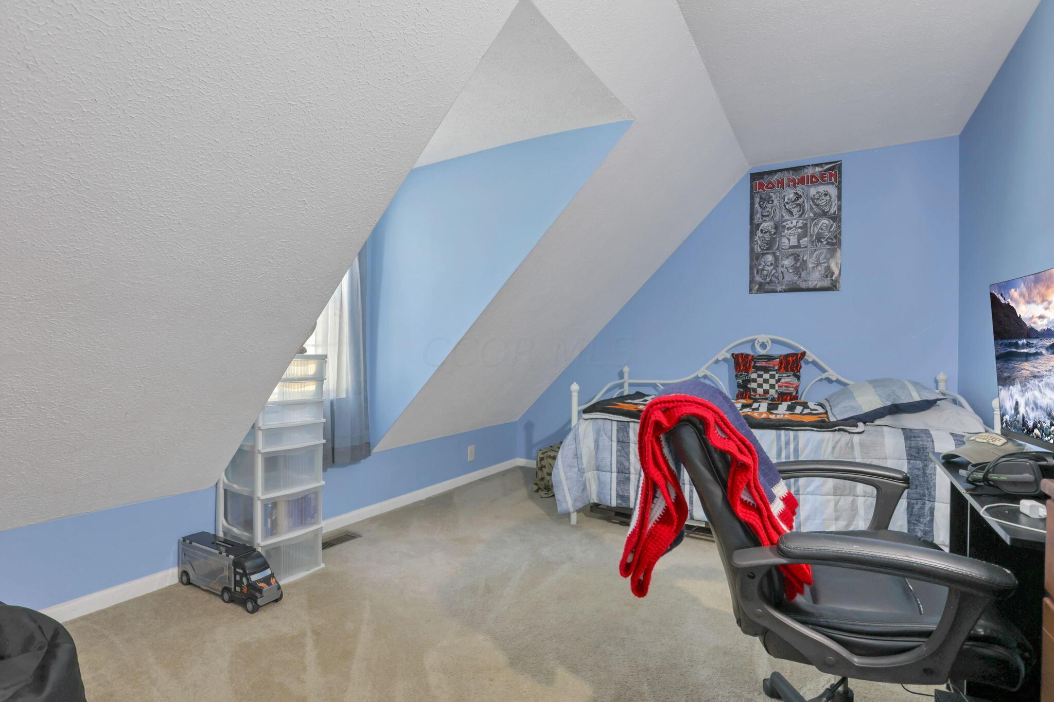550 Country Club Road Columbus, OH 43213 - Photo 33 of 60 2nd level den/office/bedroom #4