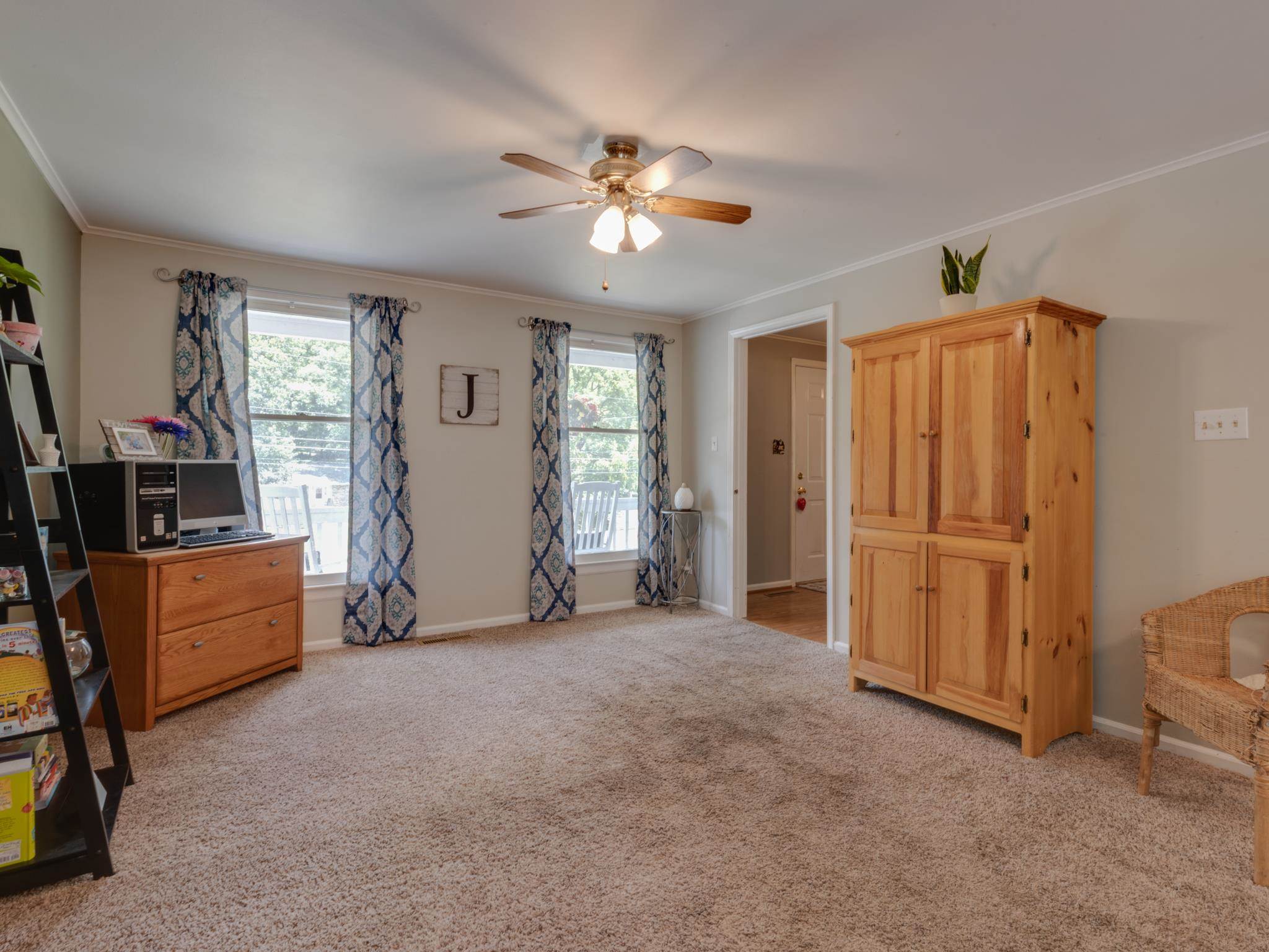 1041 Greendale Road Harrisonburg, VA 22801 - Photo 8 of 37 Gallery Image 8