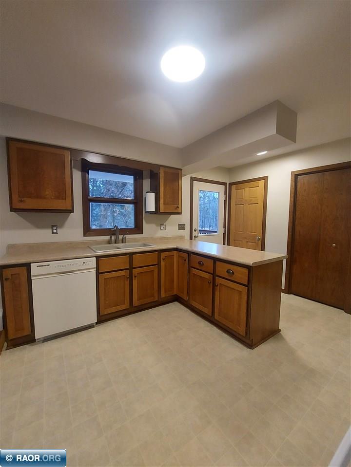 5137 Wahlsten Road Embarrass, MN 55732 - Photo 16 of 34