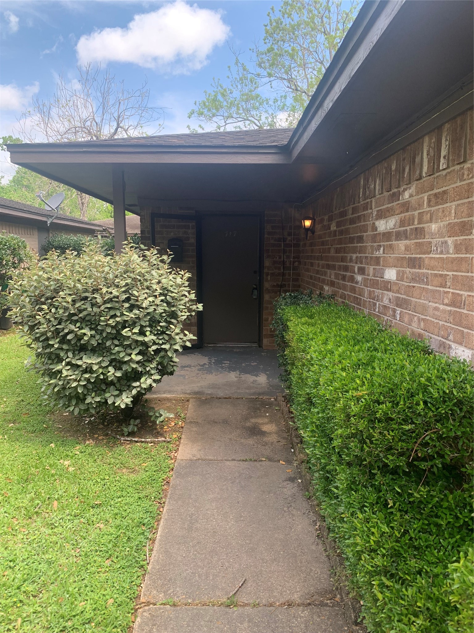 717-719 Cincinnati Street Angleton, TX 77515 - Photo 2 of 8