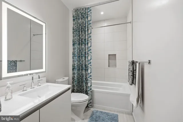 $1,275,000 | 1745 N Street Northwest, Unit 113, Washington, DC 20036