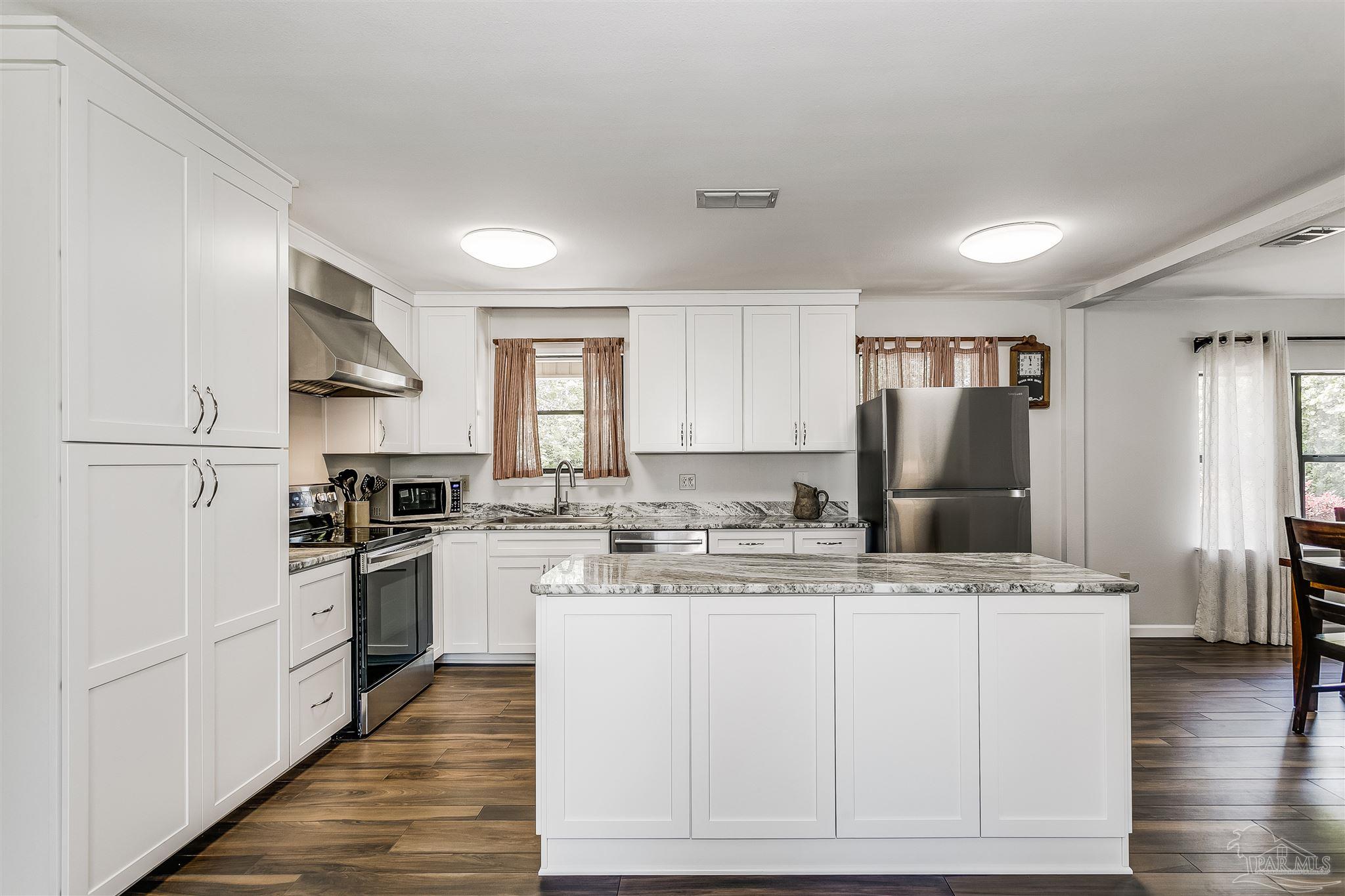 3135 Chance Road Molino, FL 32577 - Photo 10 of 34 Gallery Image 10
