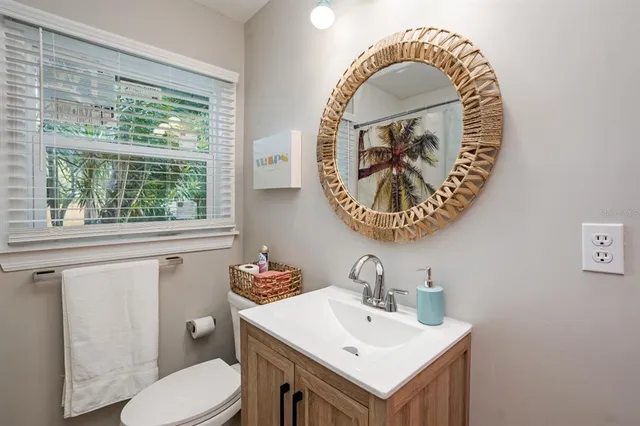 $3,500 | 617 26th Street West, Bradenton, FL 34205