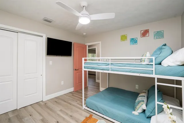 $3,500 | 617 26th Street West, Bradenton, FL 34205