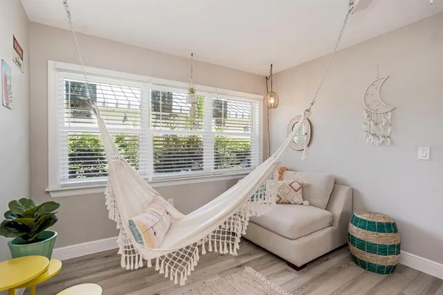 $3,500 | 617 26th Street West, Bradenton, FL 34205