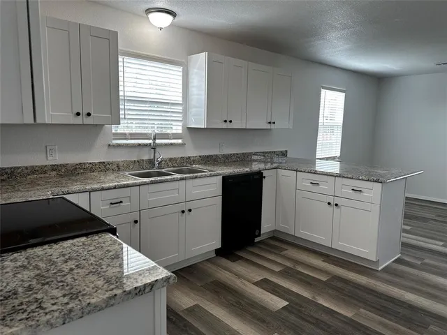 $1,800 | 1979 Farm To Market Road 2649, Lone Oak, TX 75453