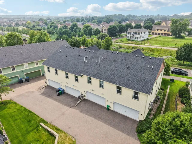 $319,900 | 1006 Van White Memorial Boulevard, Minneapolis, MN 55411