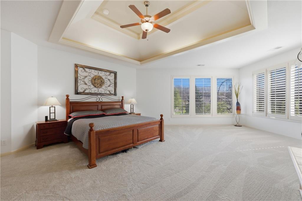 9227 Redbud Lane Lenexa, KS 66220 - Photo 43 of 73