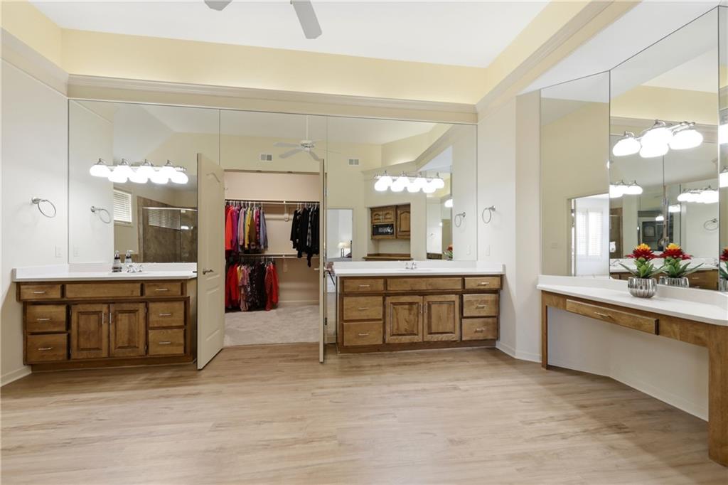 9227 Redbud Lane Lenexa, KS 66220 - Photo 46 of 73