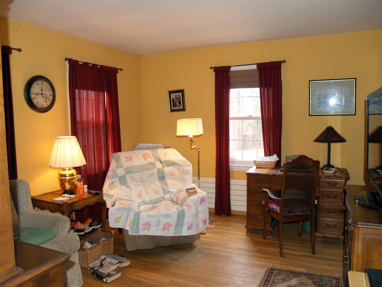 201 Birchwood Road Manchester, NH 03104 - Photo 9 of 16