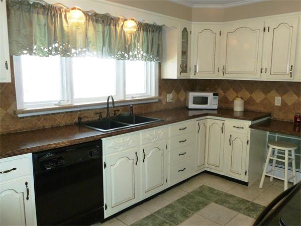 12 Peak Road Wilbraham, MA 01095 - Photo 5 of 28 Gallery Image 5
