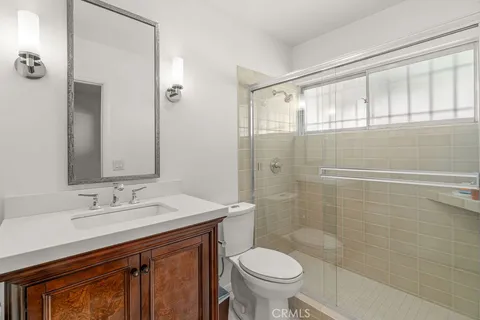 a view of a storage & utility room