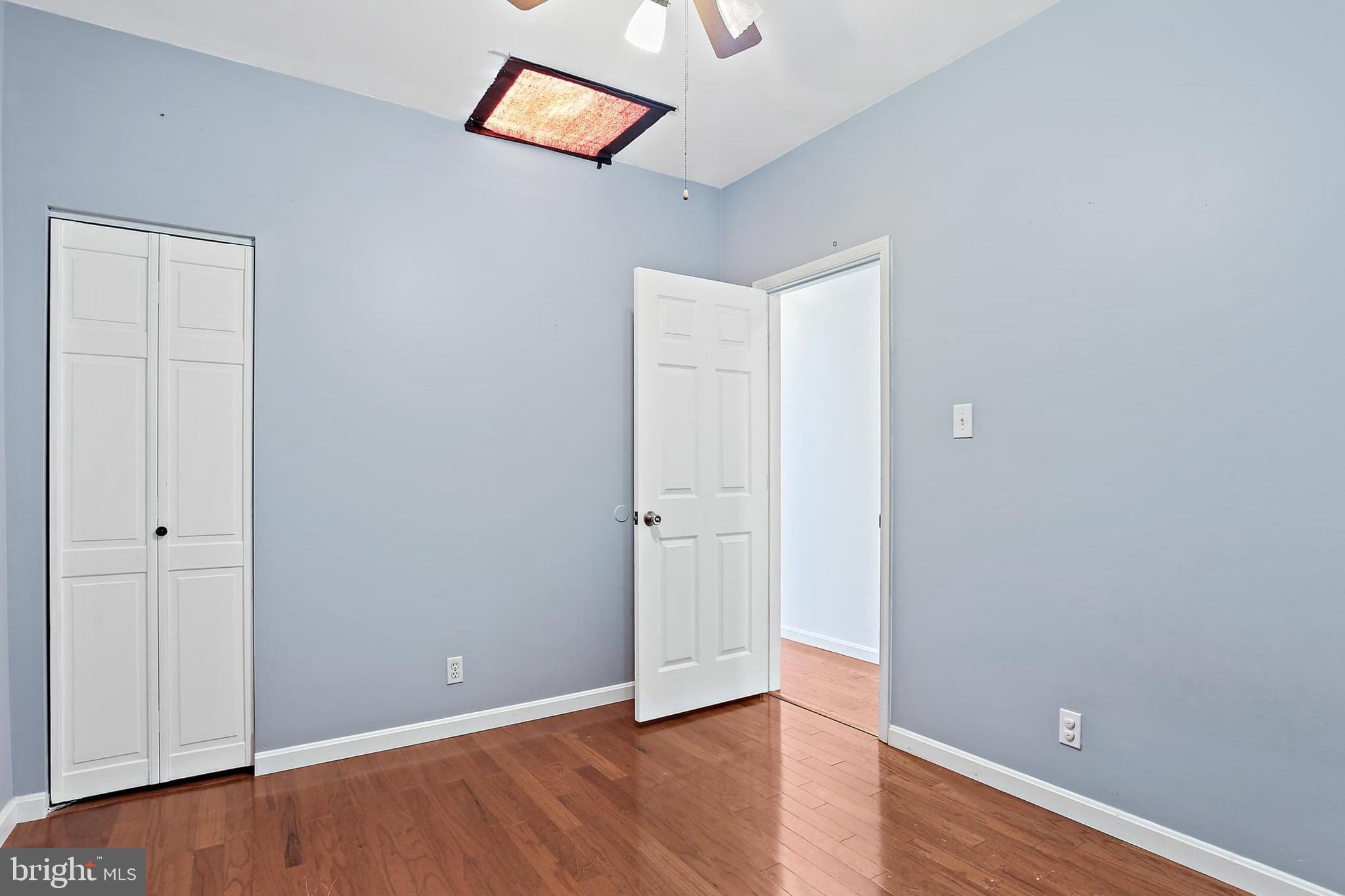 1708 Webster Street Baltimore, MD 21230 - Photo 18 of 29 Middle Bedroom