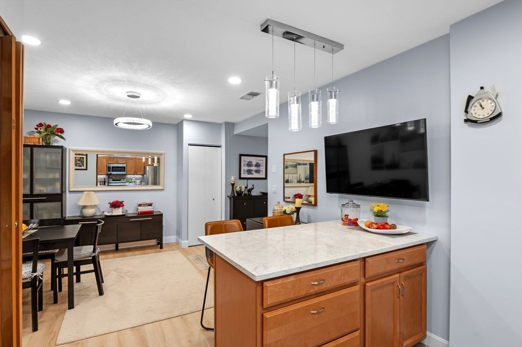 12 Chancery Court, Unit 207 Lynn, MA 01902 - Photo 21 of 37