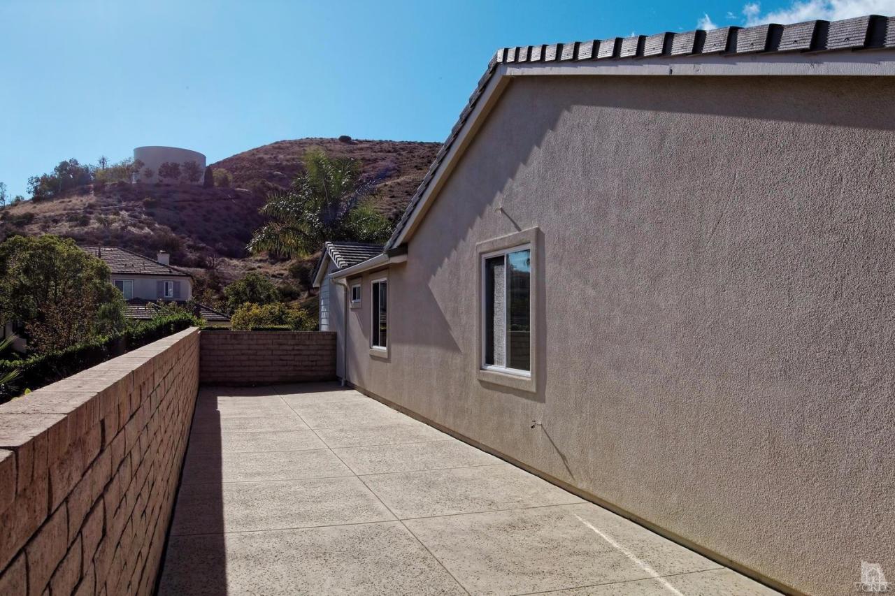 3248 Bluebird Circle Simi Valley, CA 93063 - Photo 28 of 28 a view of balcony