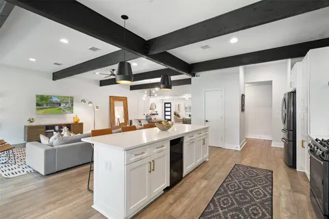 $1,495,000 | 5721 Louise Lane, Austin, TX 78757