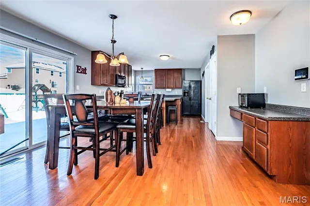 $369,900 | 3851 Riverside Pointe Drive, Florissant, MO 63034