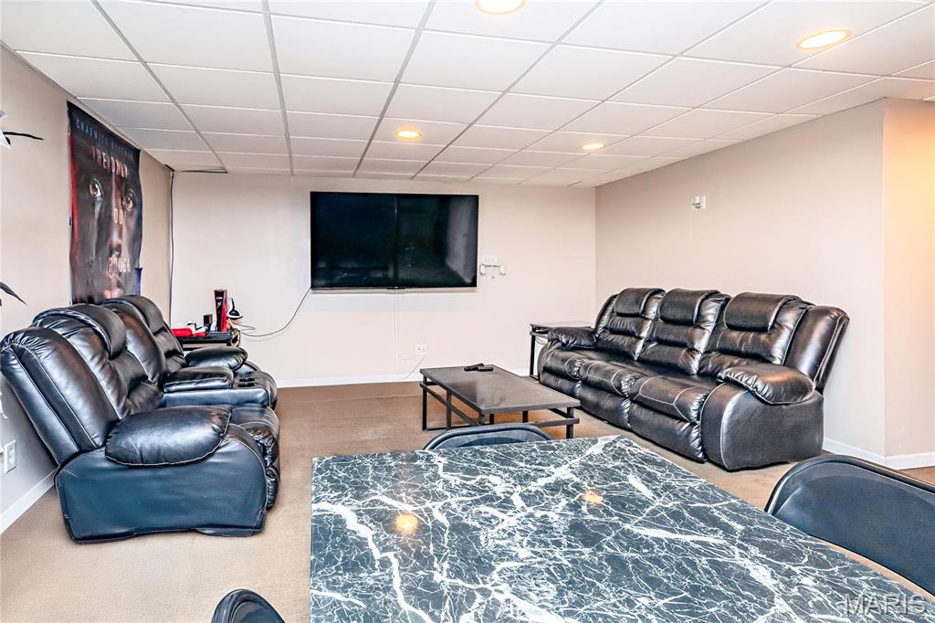 3851 Riverside Pointe Drive Florissant, MO 63034 - Photo 34 of 43